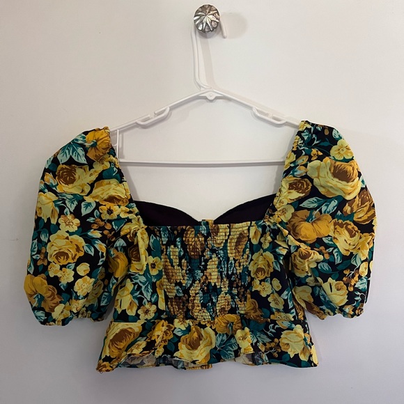 LAURA ASHLEY & URBAN OUTFFITTERS LUCILLE TOP - Picture 7 of 15